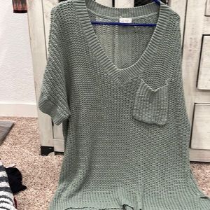 Long short sleeve sweater only worn once